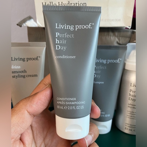 Living Proof “Hello Hydration” Set (5) - Picture 6 of 13